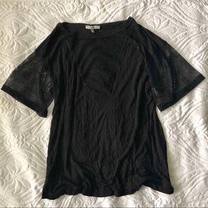 Mesh V-Neck & Sleeve Shirt